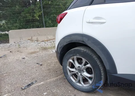 2016 Mazda Cx-3 Touring z USA, uszkodzony, nr VIN JM1DKBC7XG0109706